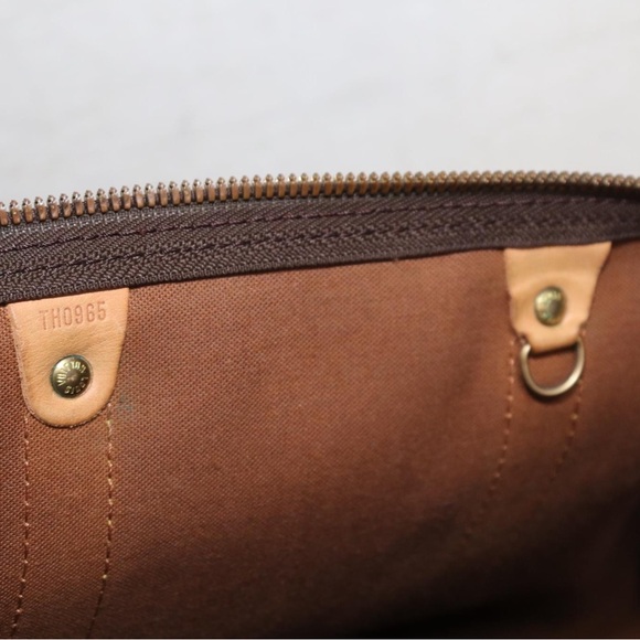 🌹💯Authentic LOuis Vuitton 45 Keepall Bandolier in Monogram🌹 - Picture 15 of 16